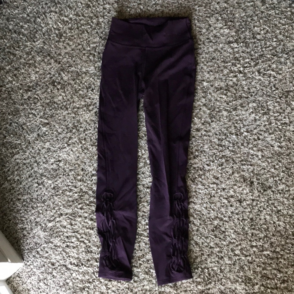 LuluLemon Purple yoga pants
